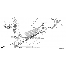 Rear brake master cylinder