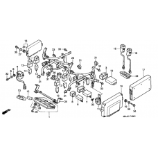 Cowl stay              

                  ST1100A