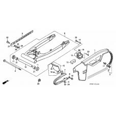 Swing arm/chain case