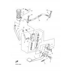 Rear master cylinder