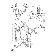 Rear master cylinder