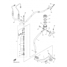 Rear master cylinder