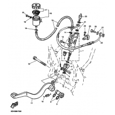 Rear master cylinder