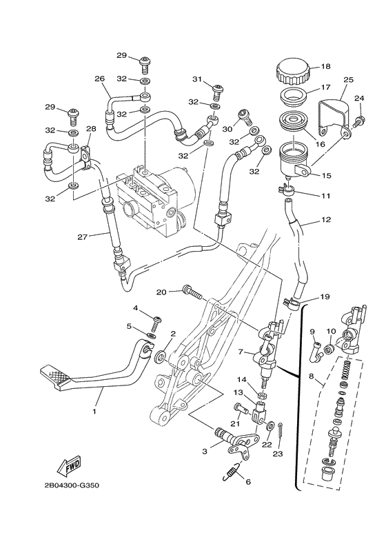 Rear master cylinder