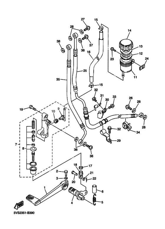 Rear master cylinder