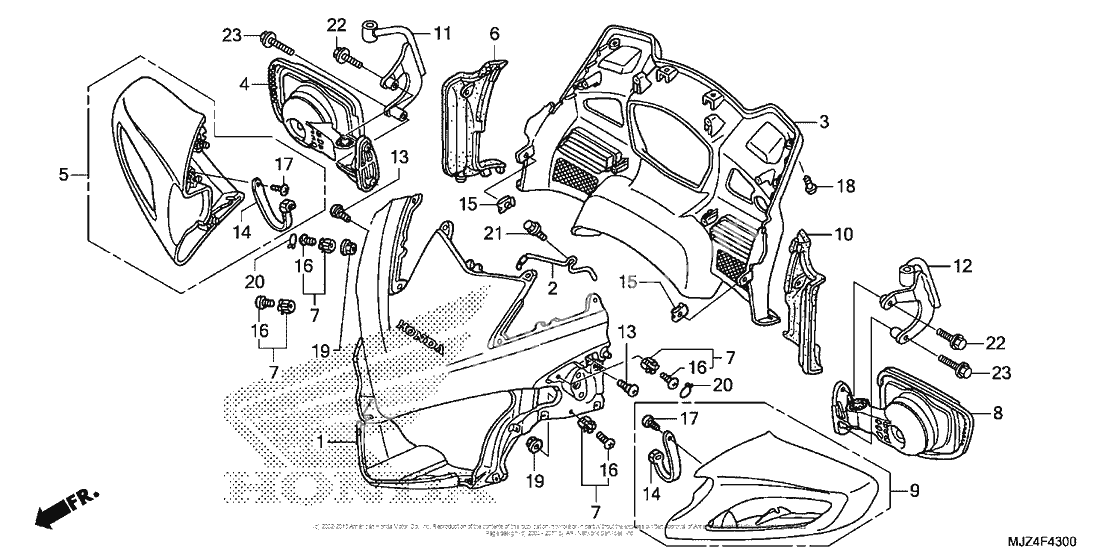 Передний обтекатель