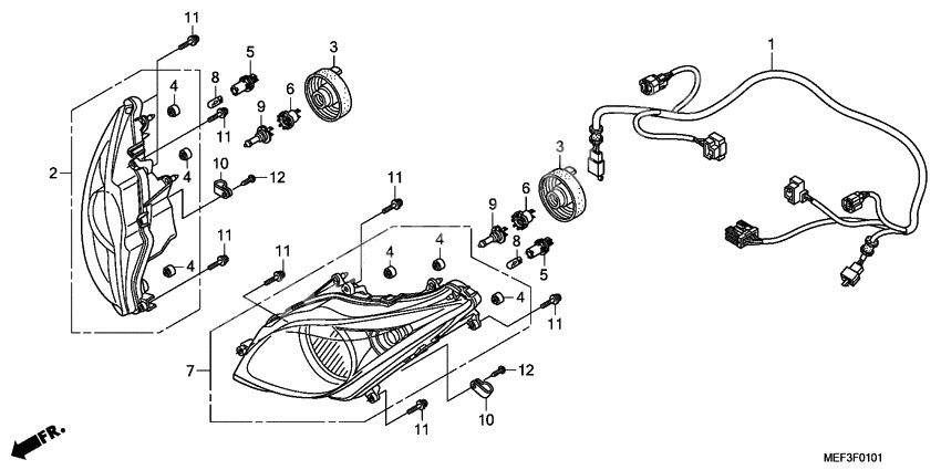 Phare              

                  FJS400D9/FJS40 0A