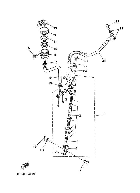 Rear master cylinder